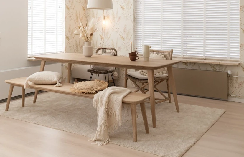 Radiator cover in living room (3/4)